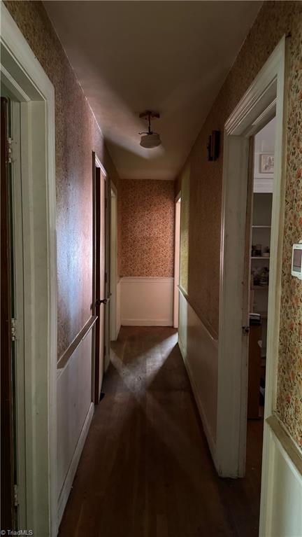 3357 Rosemont Avenue Property Photo 25
