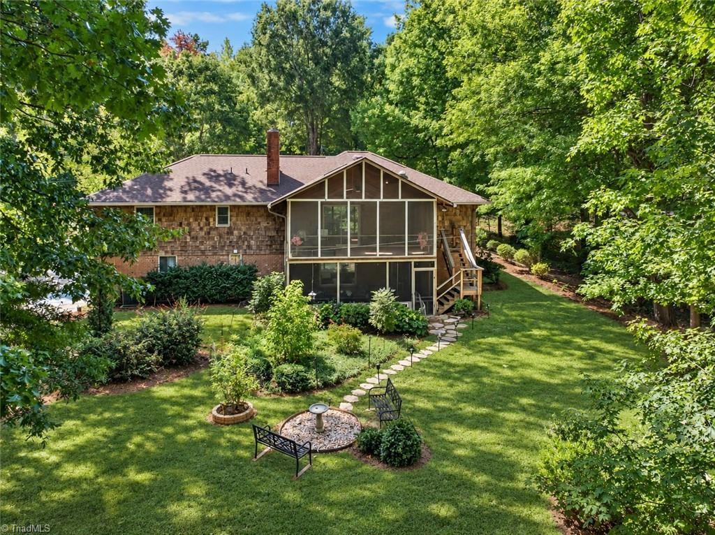 5 Windsor Circle Property Photo 2