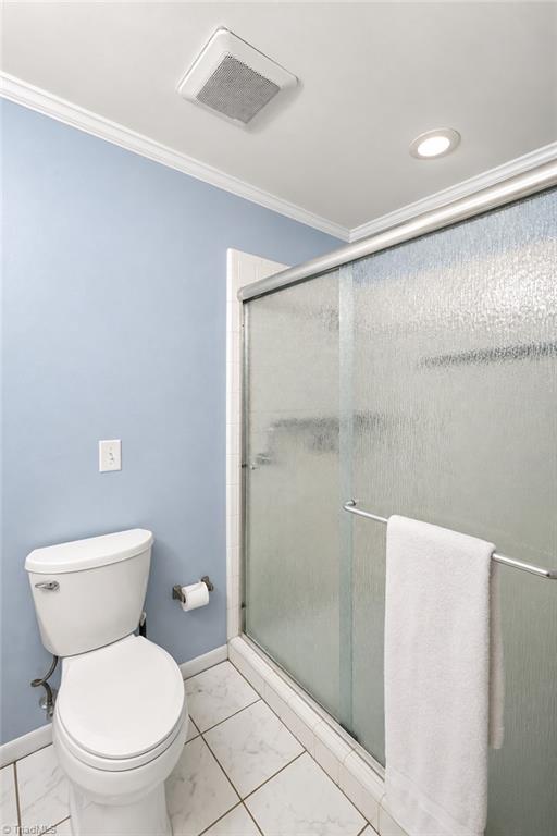 5 Windsor Circle Property Photo 18