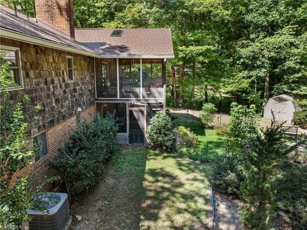 5 Windsor Circle Property Photo 30
