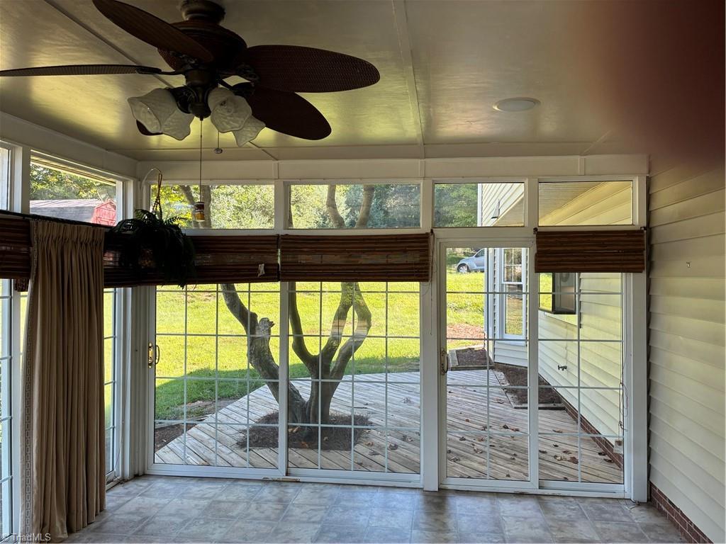 930 Foxhall Drive Property Photo 8