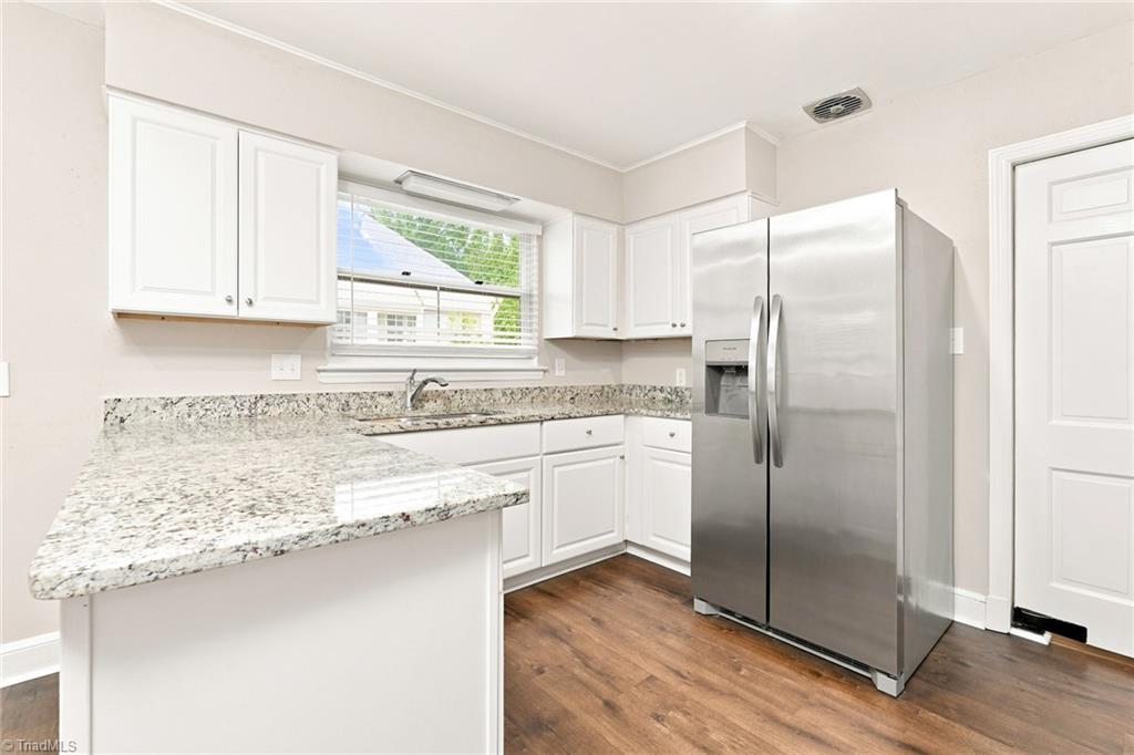 3816 Kirby Drive Property Photo 5