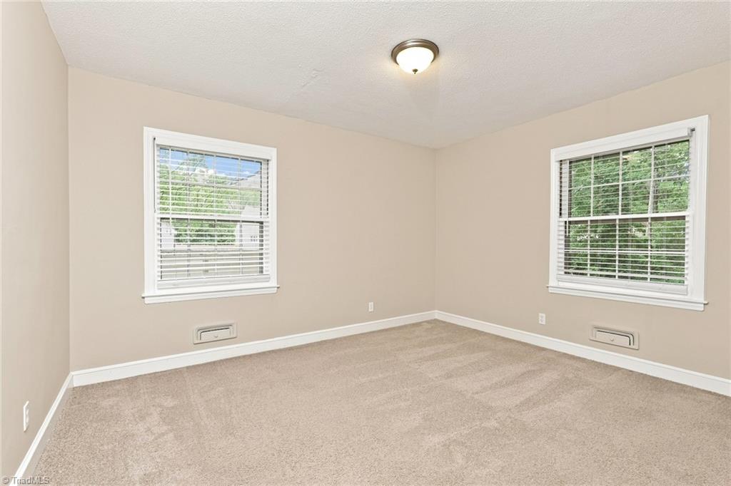 3816 Kirby Drive Property Photo 10