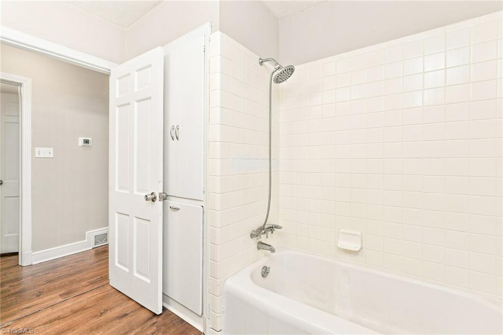 3816 Kirby Drive Property Photo 14