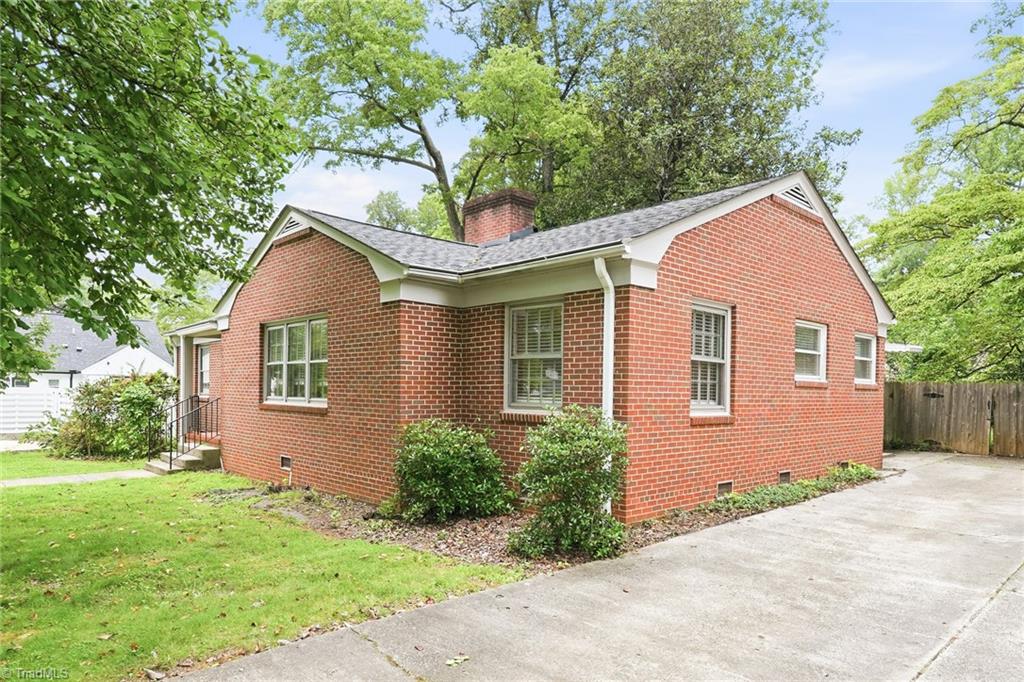 3816 Kirby Drive Property Photo 17