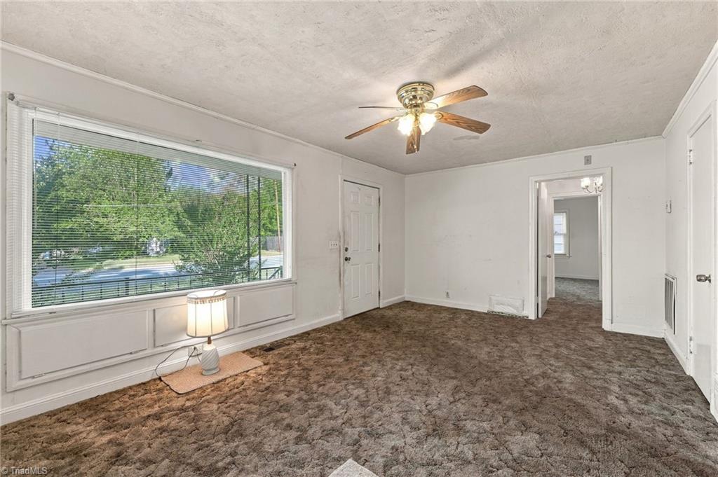 607 Walker Avenue Property Photo 9