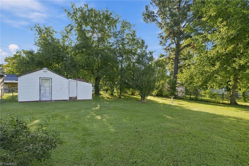 607 Walker Avenue Property Photo 30