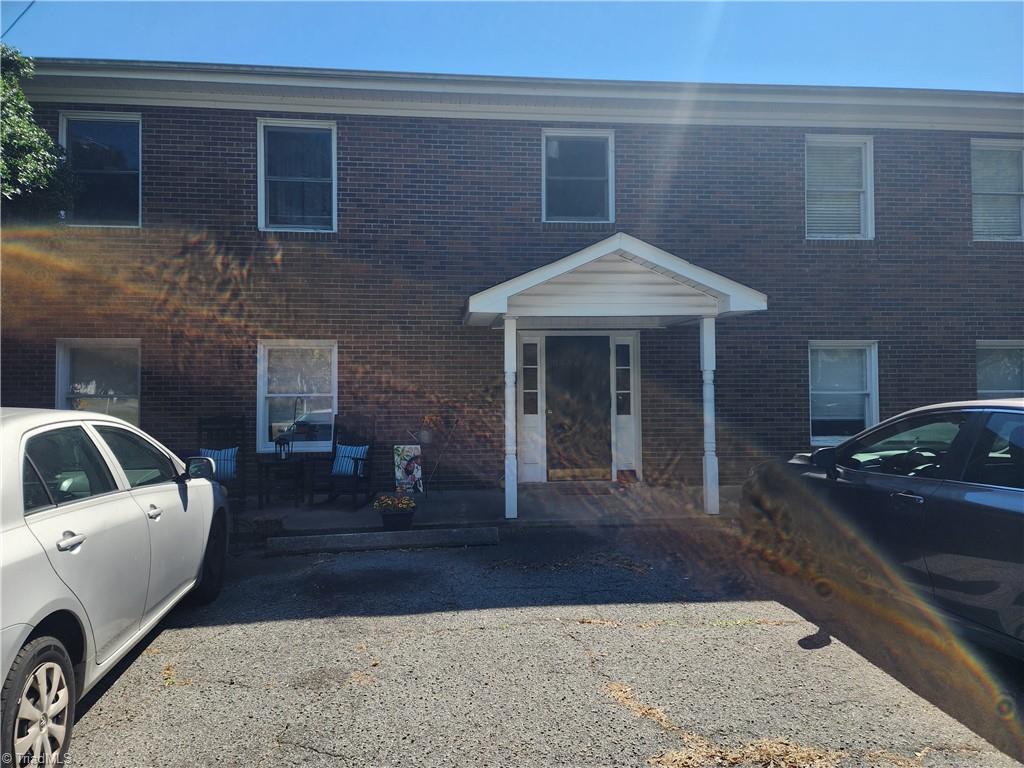 824 Summit Street Property Photo 1