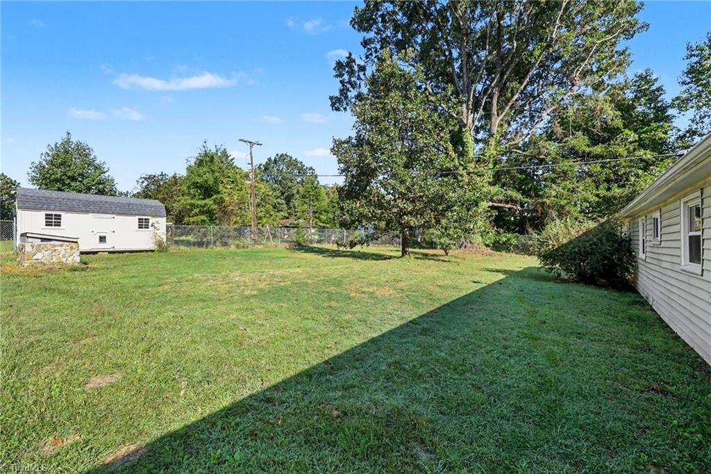 4806 Begonia Road Property Photo 28