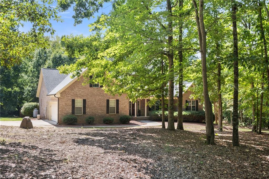 8615 Self Road Property Photo 3