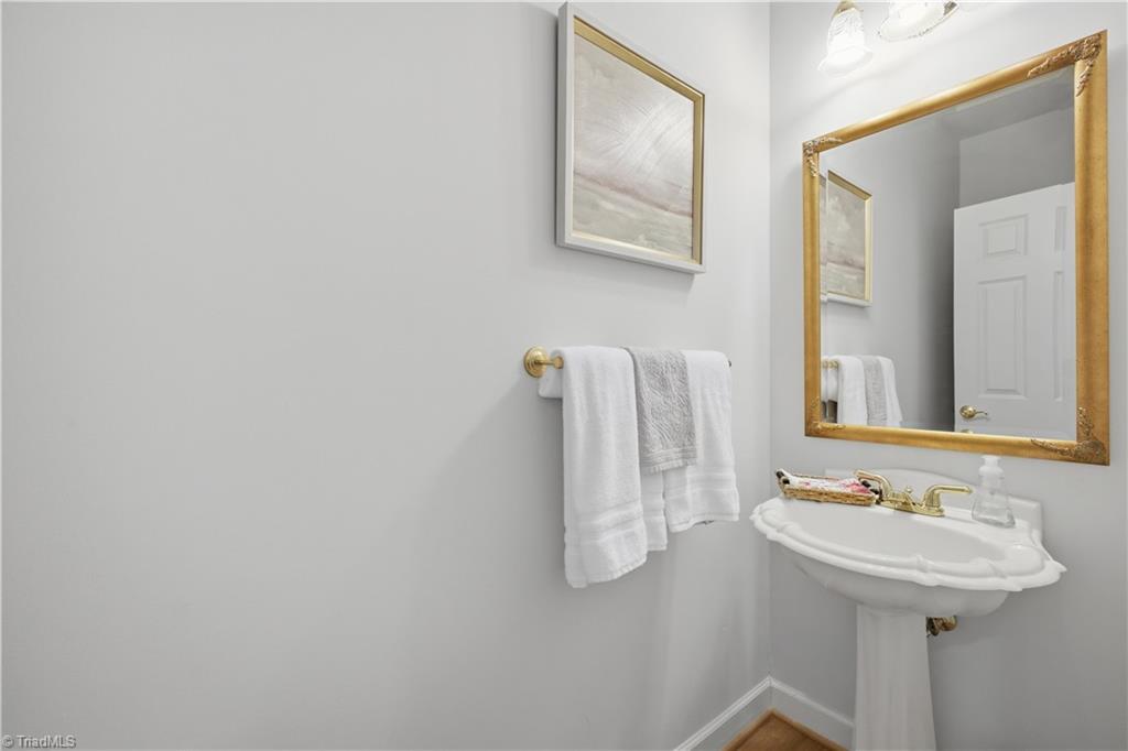246 Broadmoor Drive Property Photo 15