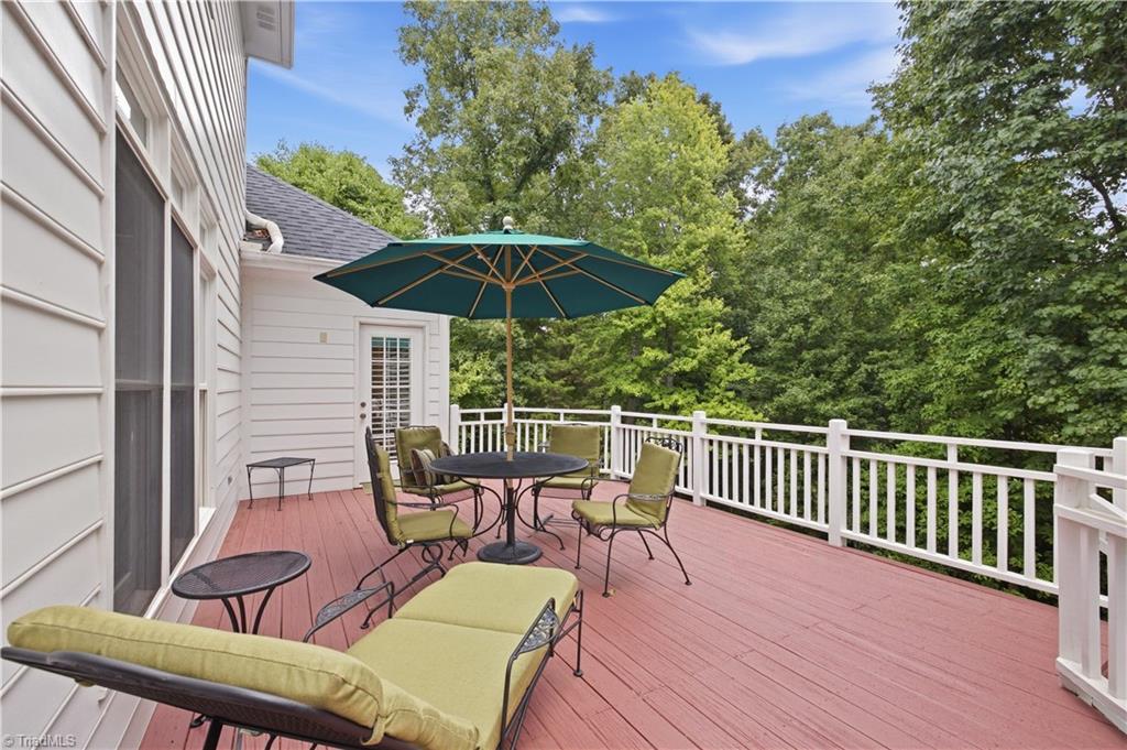 246 Broadmoor Drive Property Photo 30
