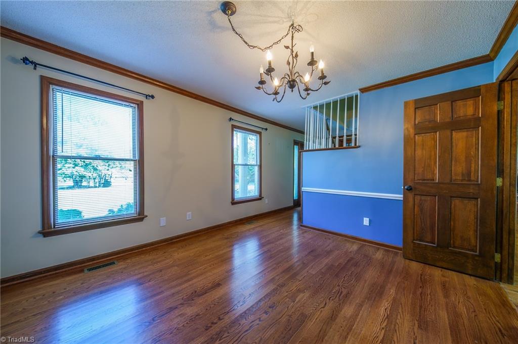 5917 Hickory Grove Road Property Photo 13