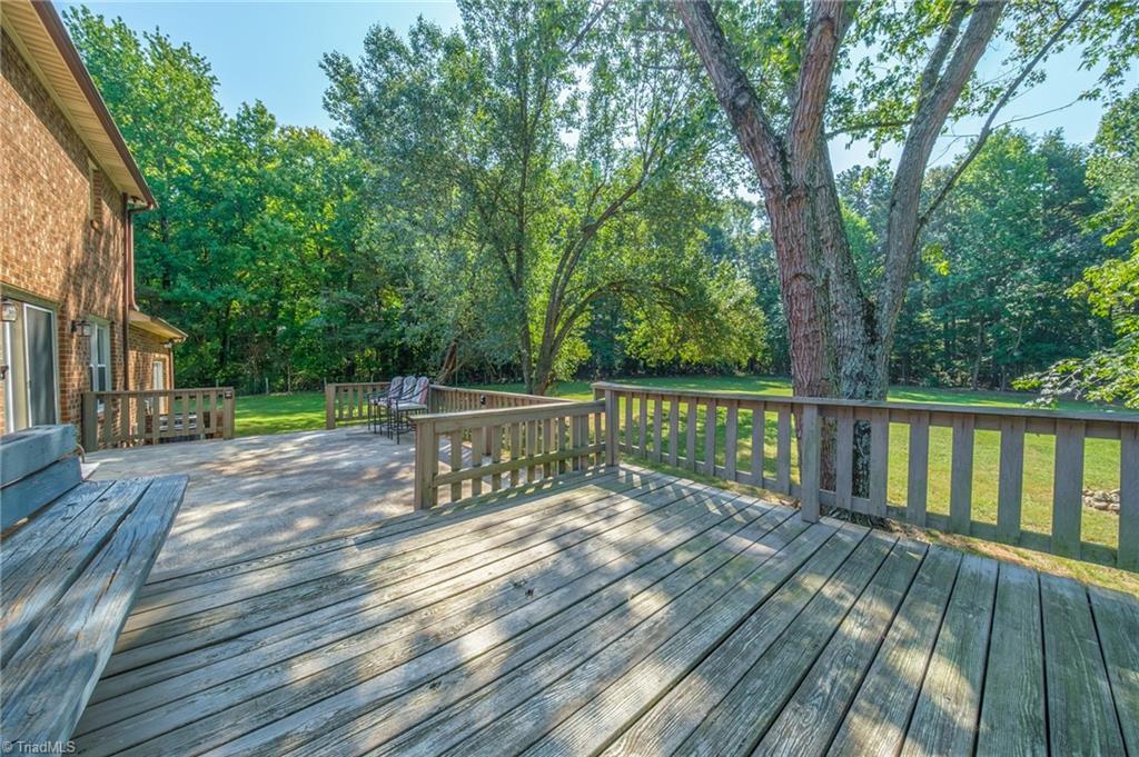 5917 Hickory Grove Road Property Photo 17