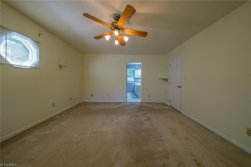 5917 Hickory Grove Road Property Photo 19