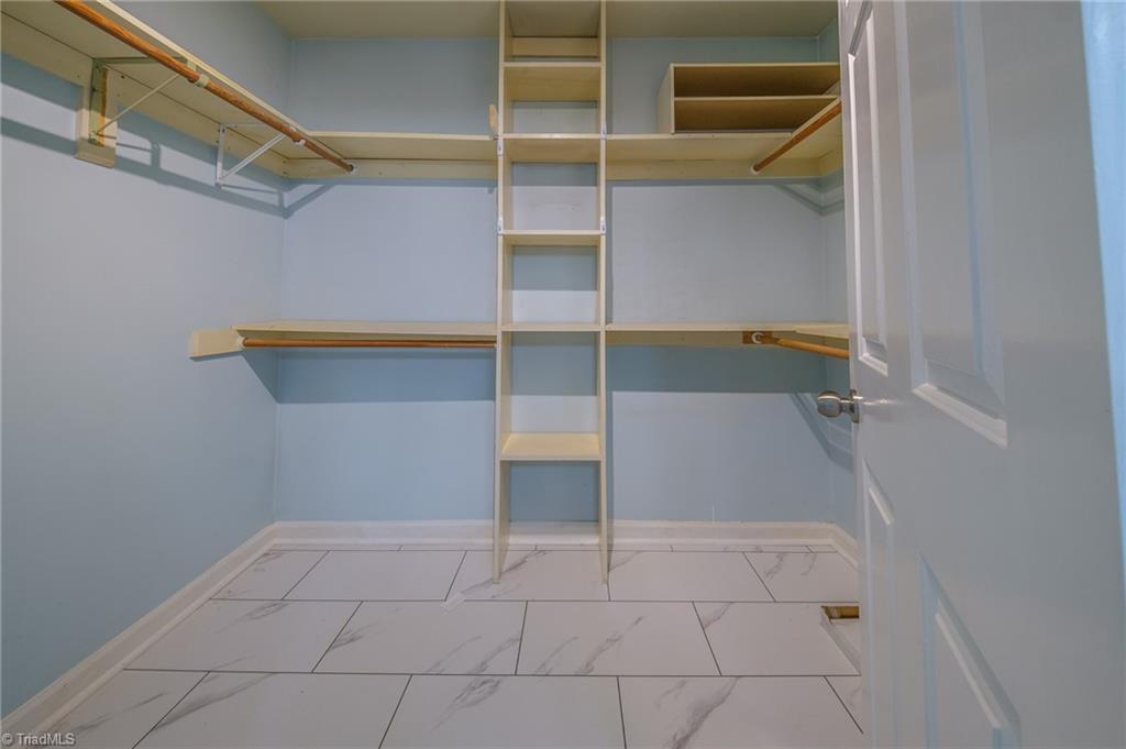 5917 Hickory Grove Road Property Photo 20