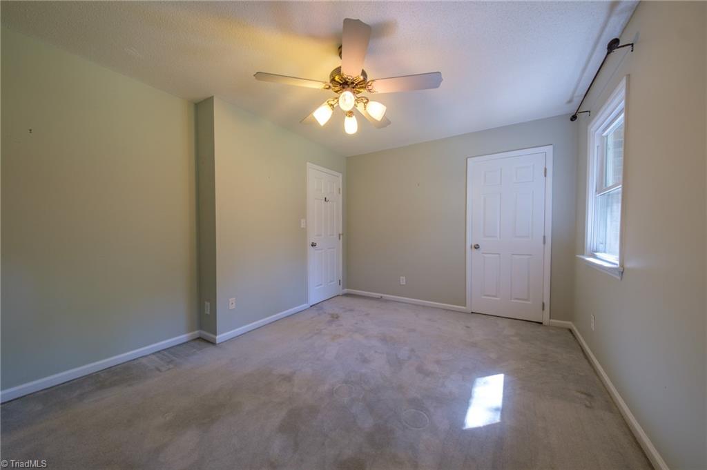 5917 Hickory Grove Road Property Photo 21
