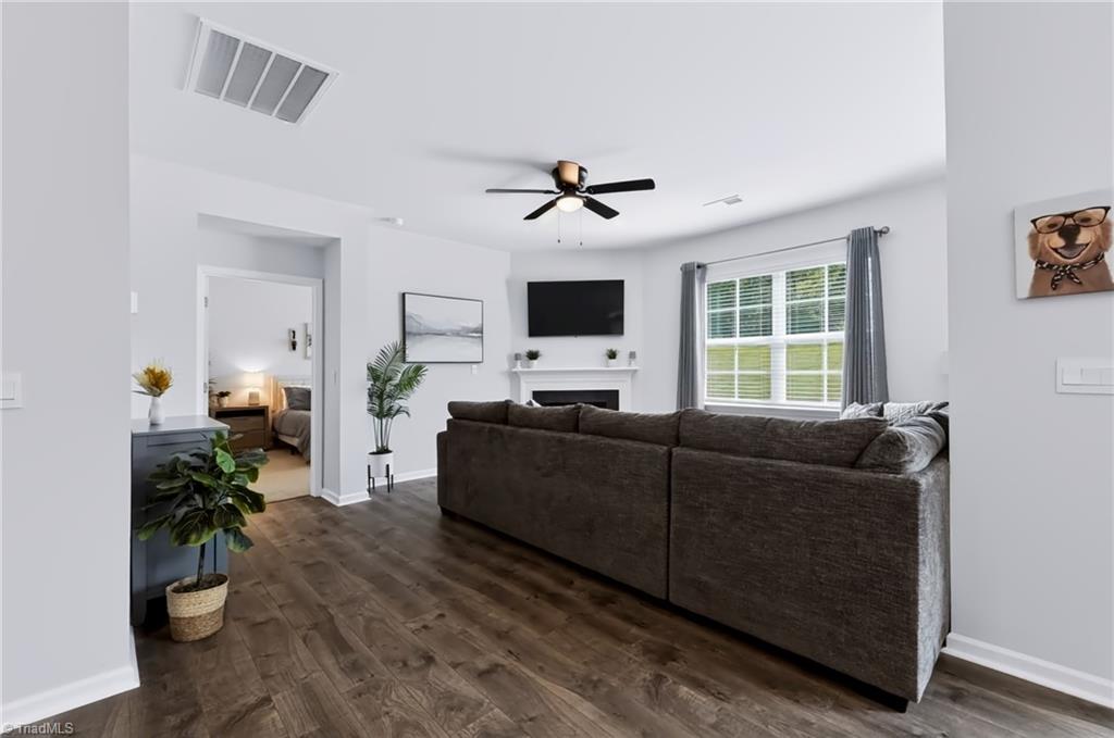 664 Starfall Road Property Photo 21