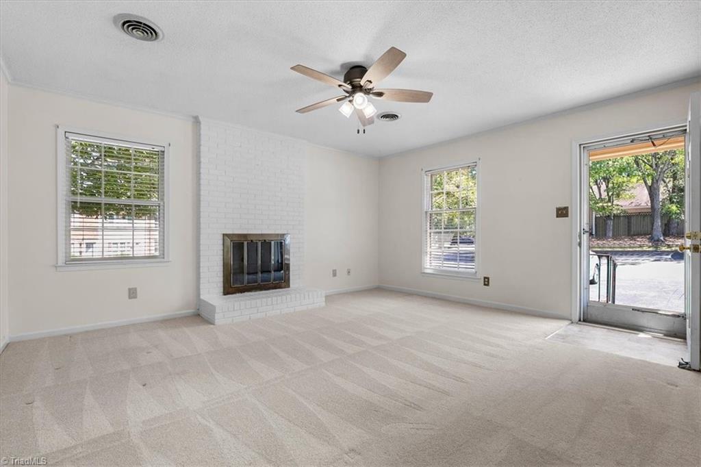 4614 Lawndale Drive # A Property Photo 5
