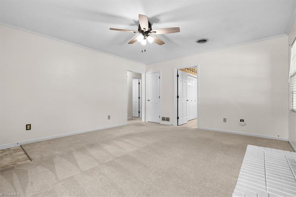 4614 Lawndale Drive # A Property Photo 8