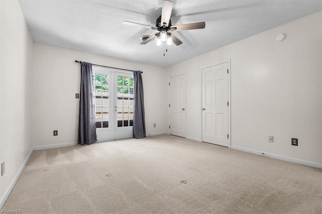 4614 Lawndale Drive # A Property Photo 20