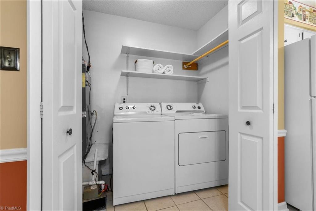 4614 Lawndale Drive # A Property Photo 26