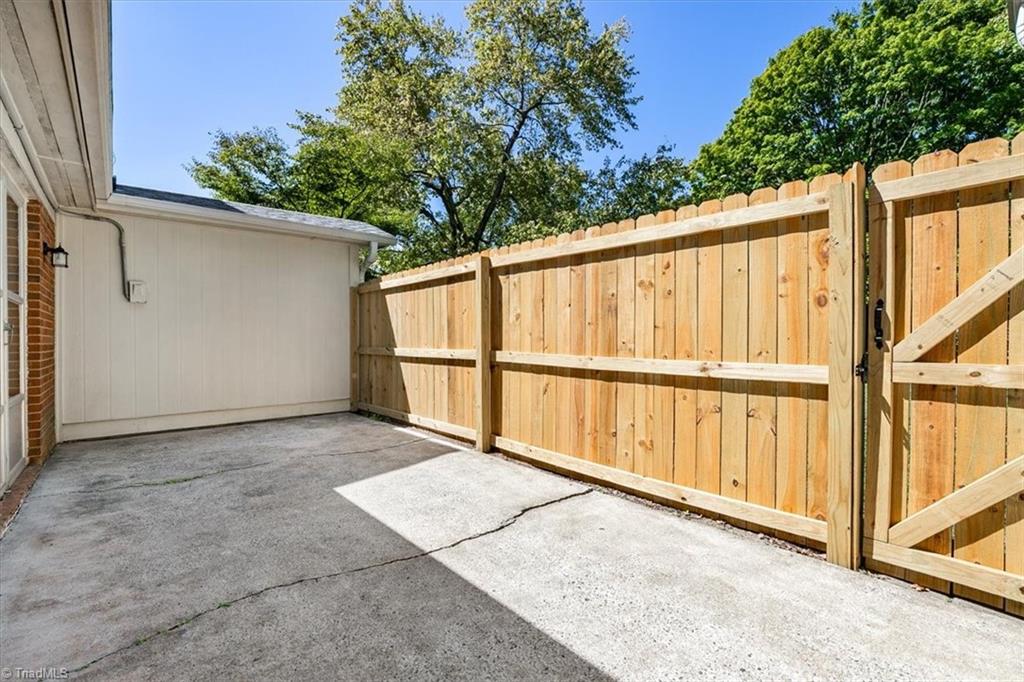 4614 Lawndale Drive # A Property Photo 28