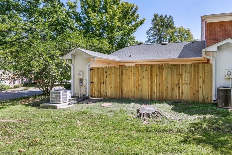 4614 Lawndale Drive # A Property Photo 31