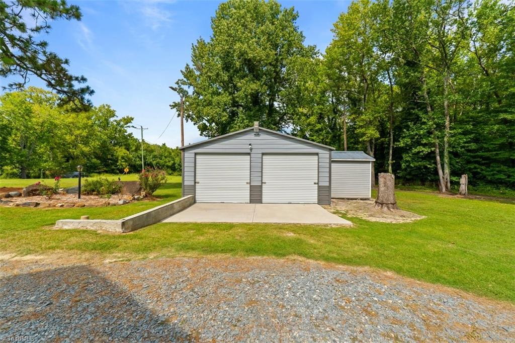 5874 Tom Hill Road Property Photo 4
