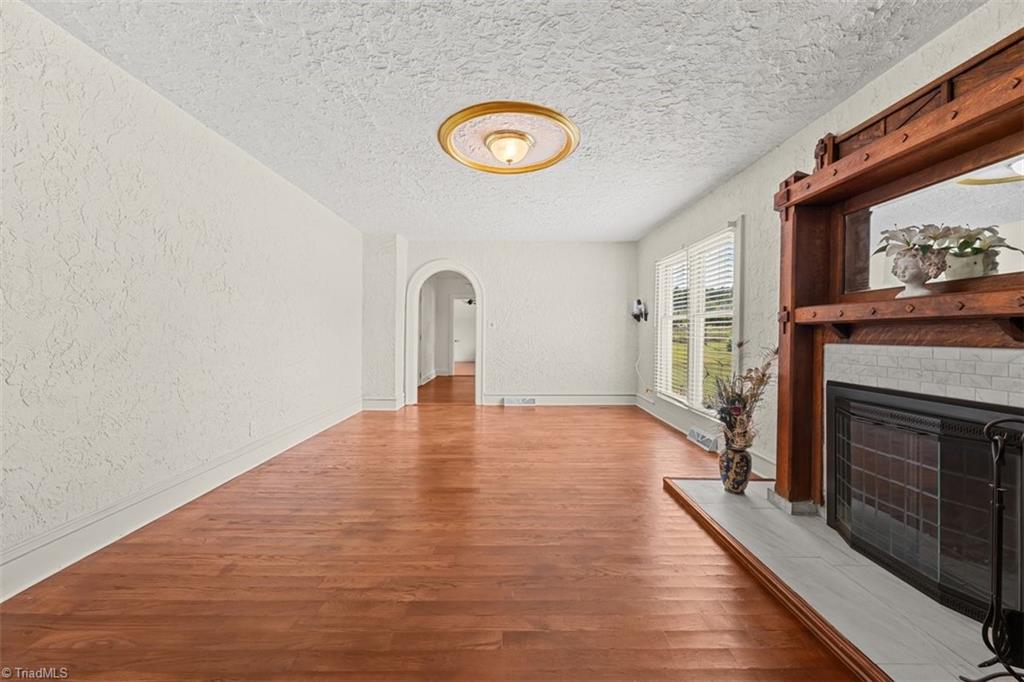 5874 Tom Hill Road Property Photo 8