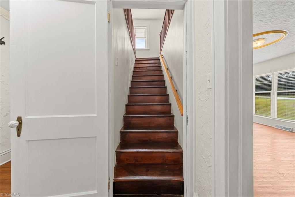 5874 Tom Hill Road Property Photo 30