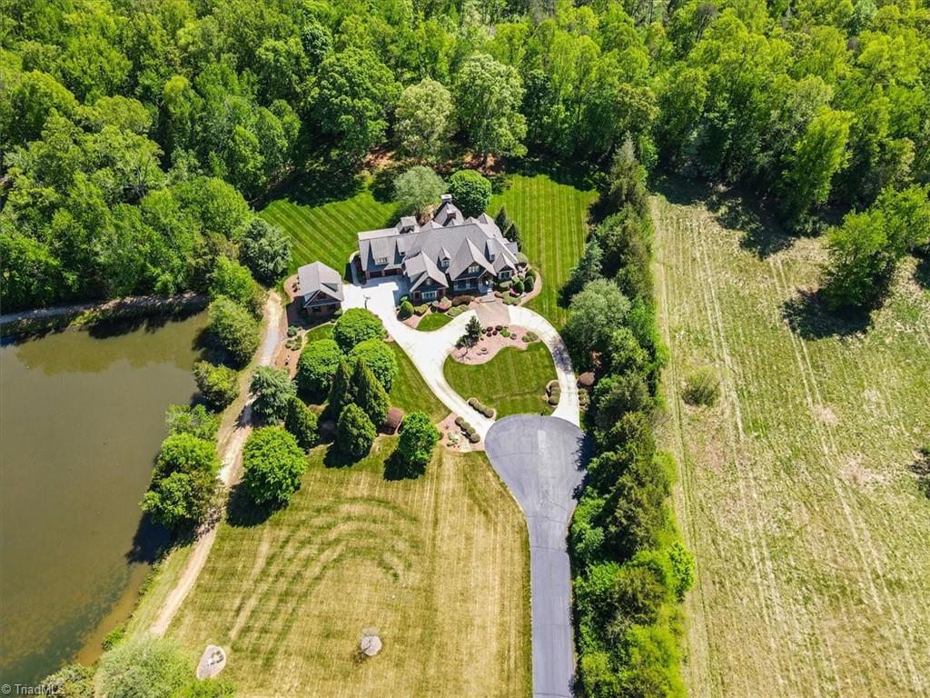 5787 Meadow Pond Court Property Photo 1