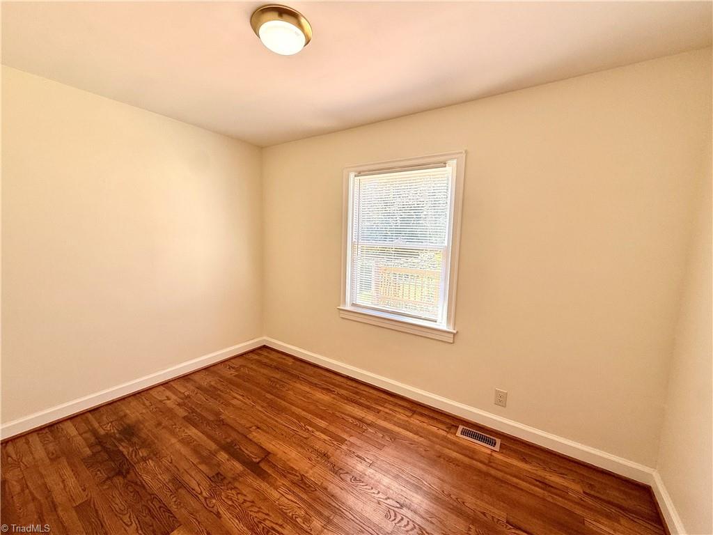 2735 Stratford Drive Property Photo 15