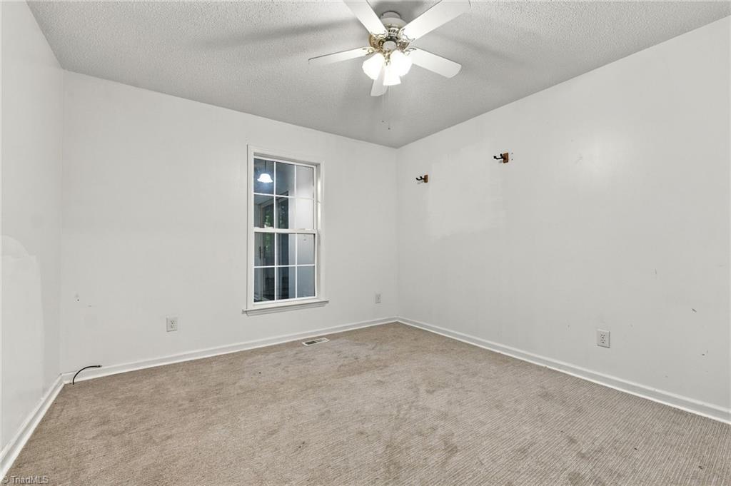 3122 Creekridge Drive Property Photo 17