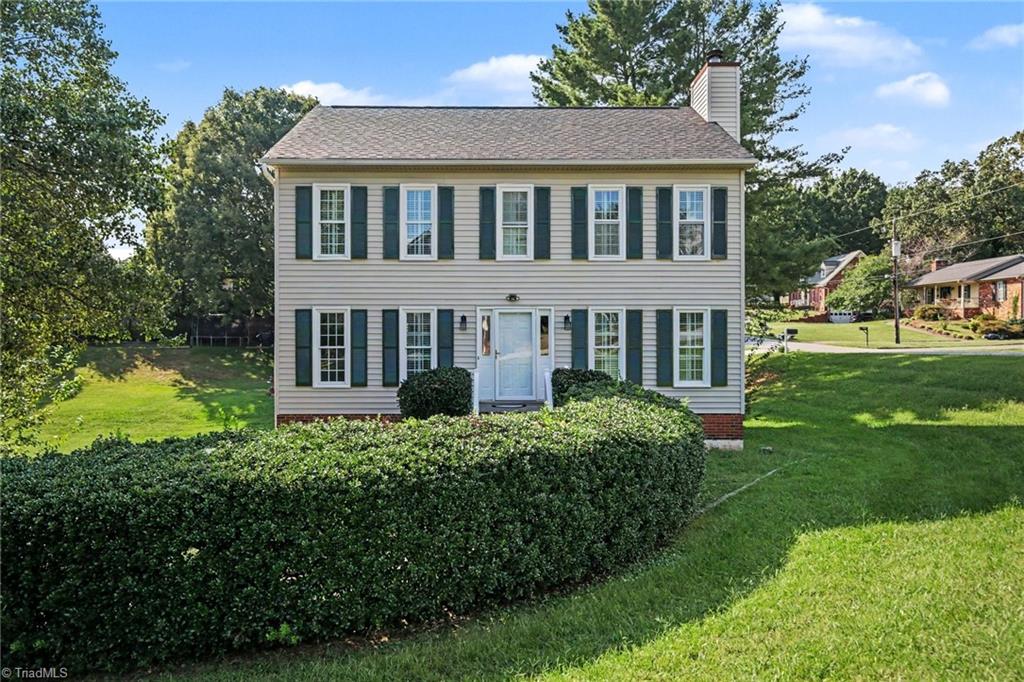2500 Newington Court Property Photo 2