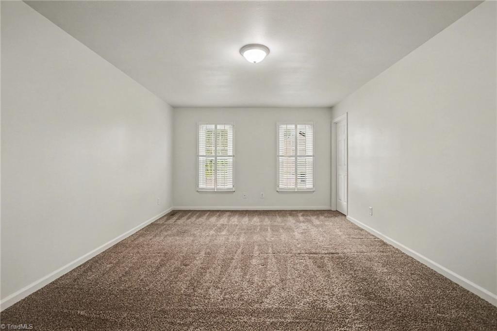 2500 Newington Court Property Photo 22