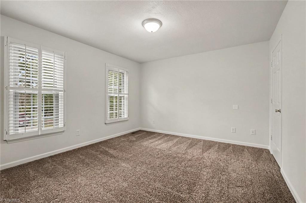 2500 Newington Court Property Photo 23