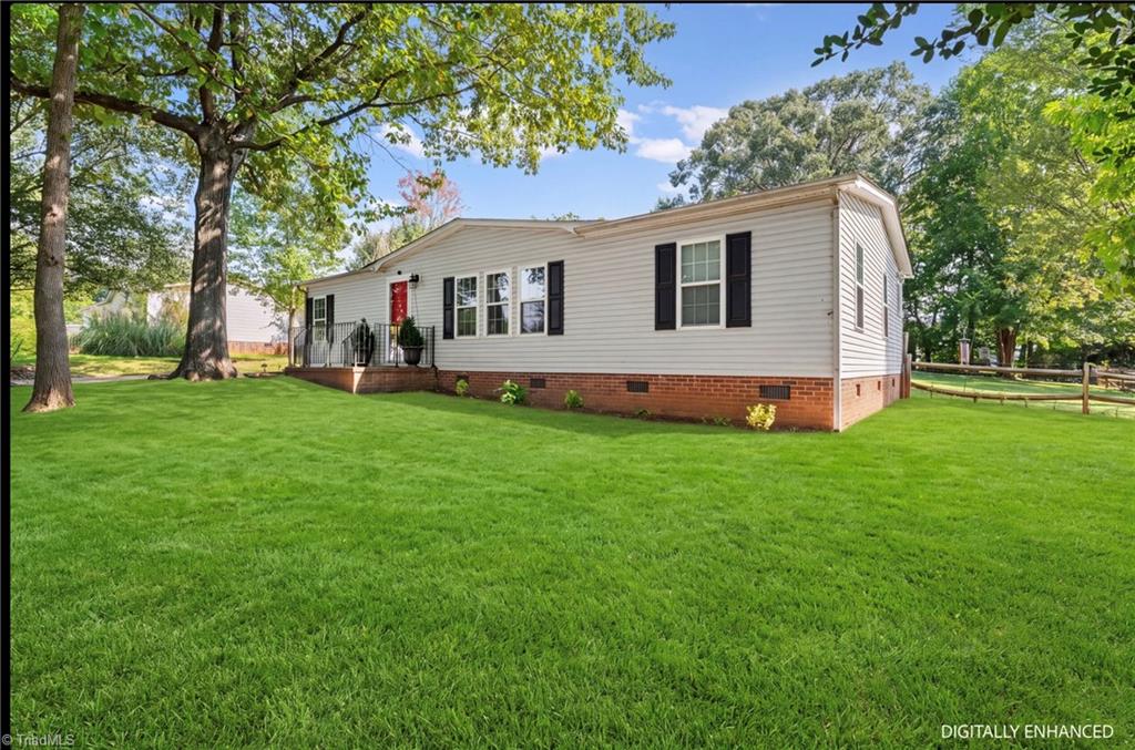 121 Regatta Lane Property Photo 29