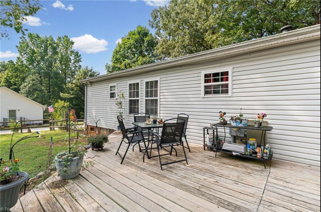 121 Regatta Lane Property Photo 34