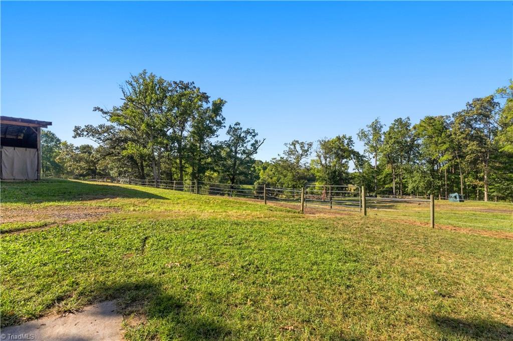 638 Pineville Road Property Photo 28