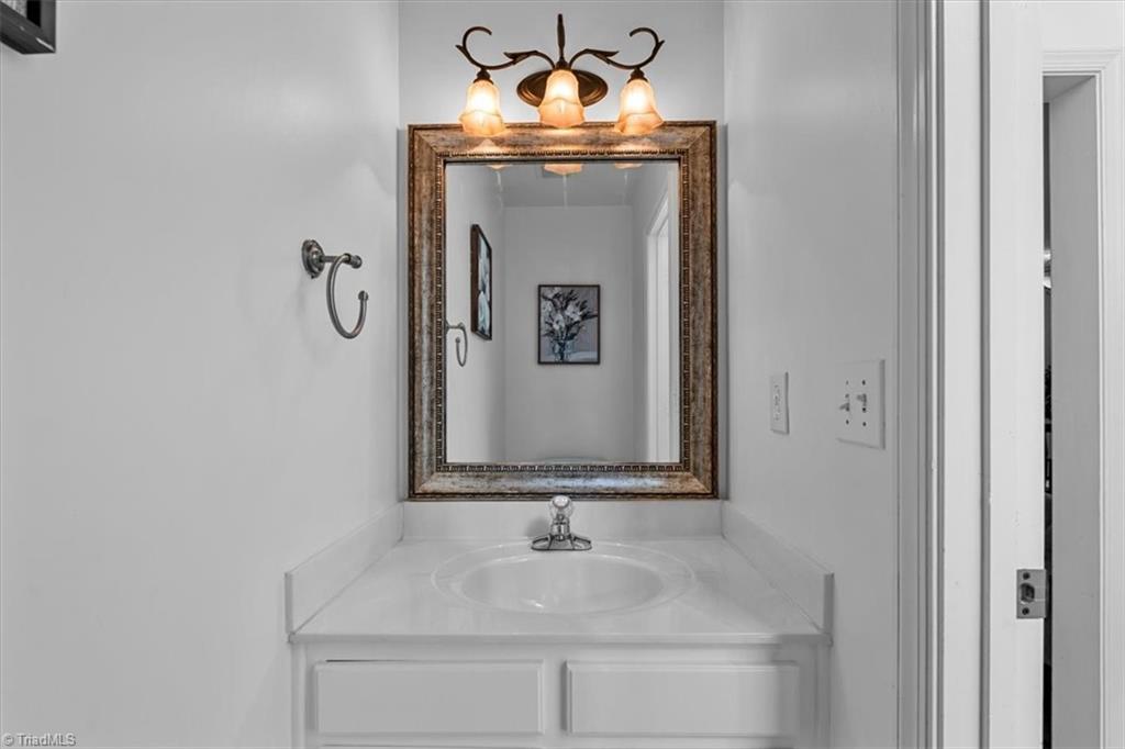 3651 Canopy Oak Court Property Photo 4