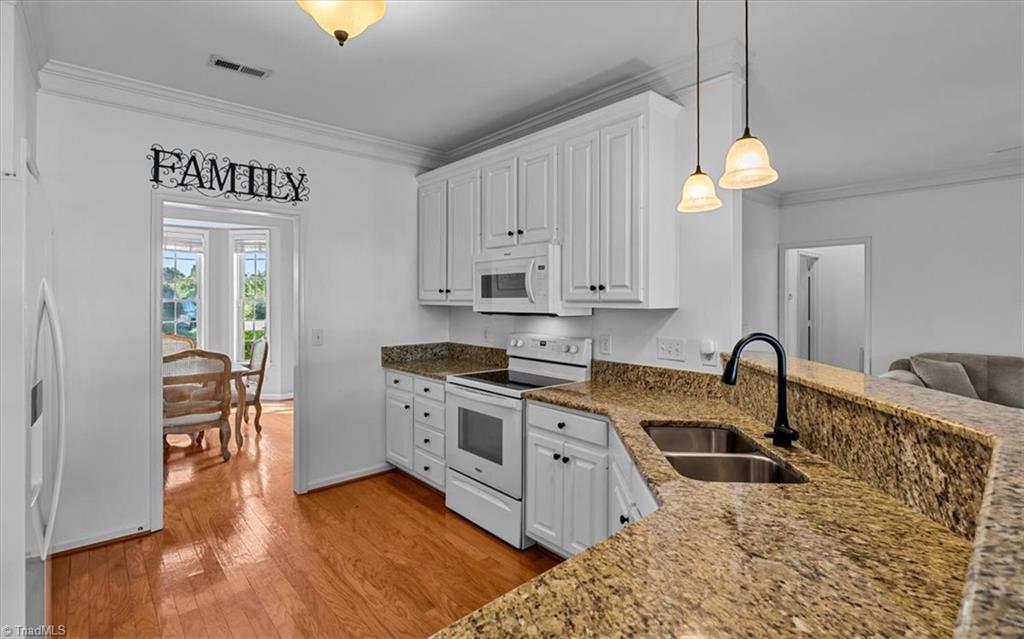 3651 Canopy Oak Court Property Photo 11