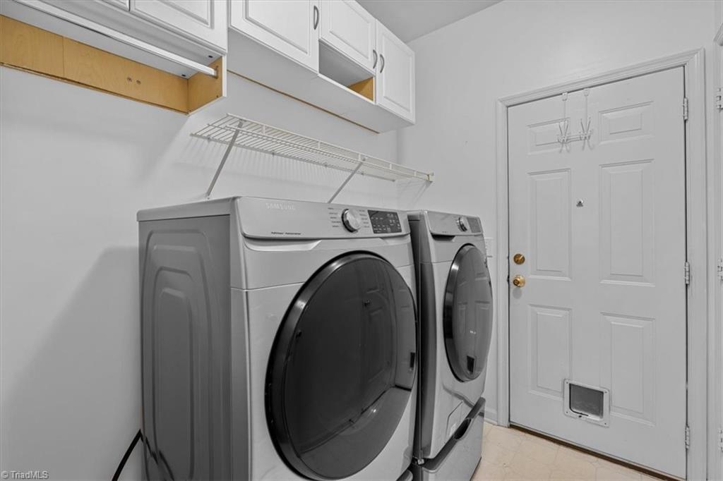 3651 Canopy Oak Court Property Photo 23