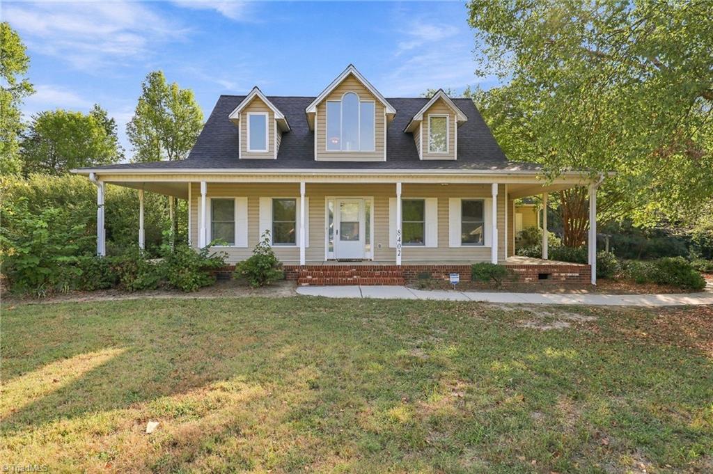 8402 Deer Path Court Property Photo 1
