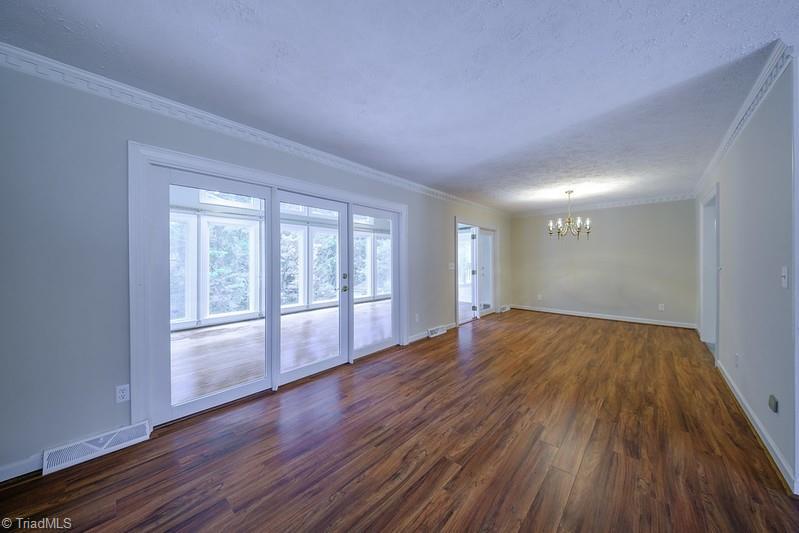 321 Pineview Drive Property Photo 32