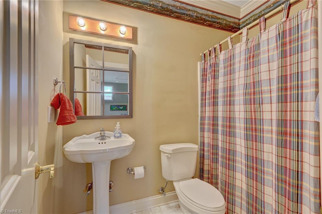 407 Cross Vine Lane Property Photo 37