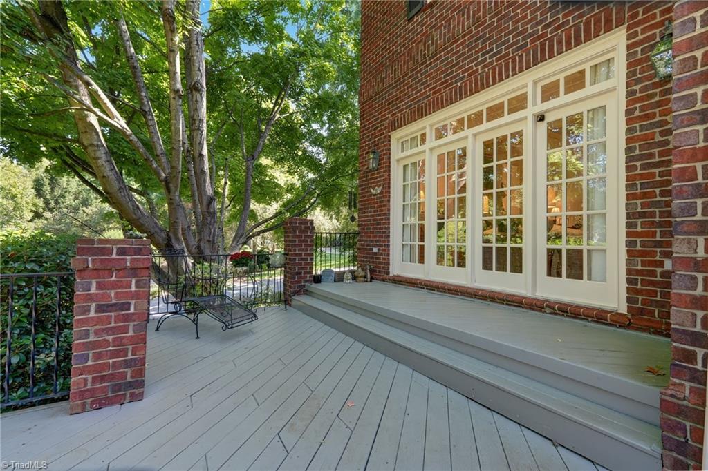 407 Cross Vine Lane Property Photo 41