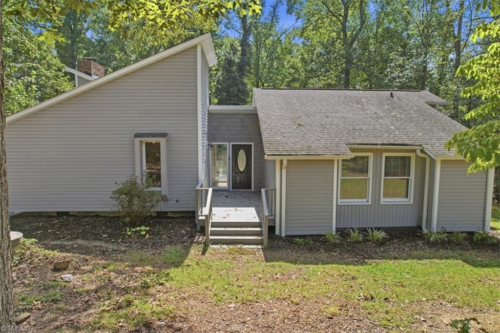 2409 Shelia Drive Property Photo 1