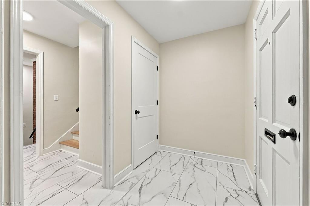 3514 Fox Place Property Photo 6