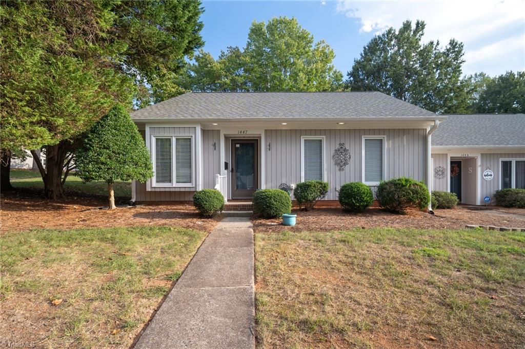 1447 Grantland Place Property Photo 1